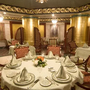 Hilton Yidda